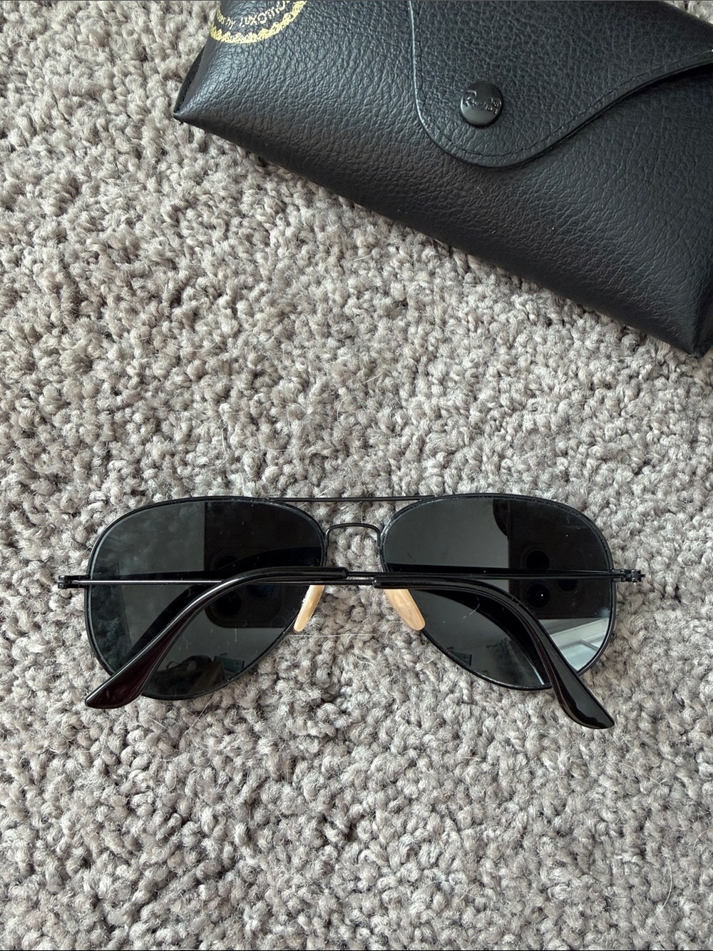 RayBan Aviators - Picture 4 of 8